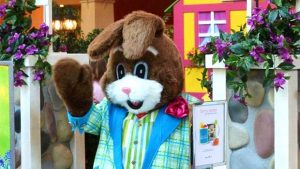 Auburn Hills Easter Egg Hunt and Bonnet Contest @ Civic Center Park